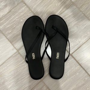 Tkees Black Matte Flip Flops